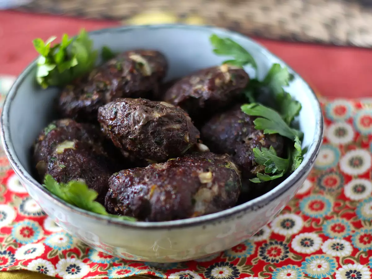 Köfte - turške mesne kroglice - fotografija 2