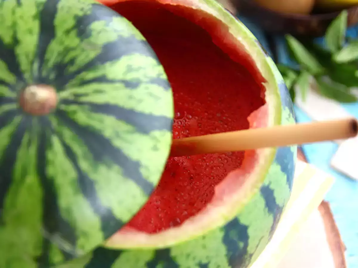 Koktajl z lubeničnim džinom - fotografija 4