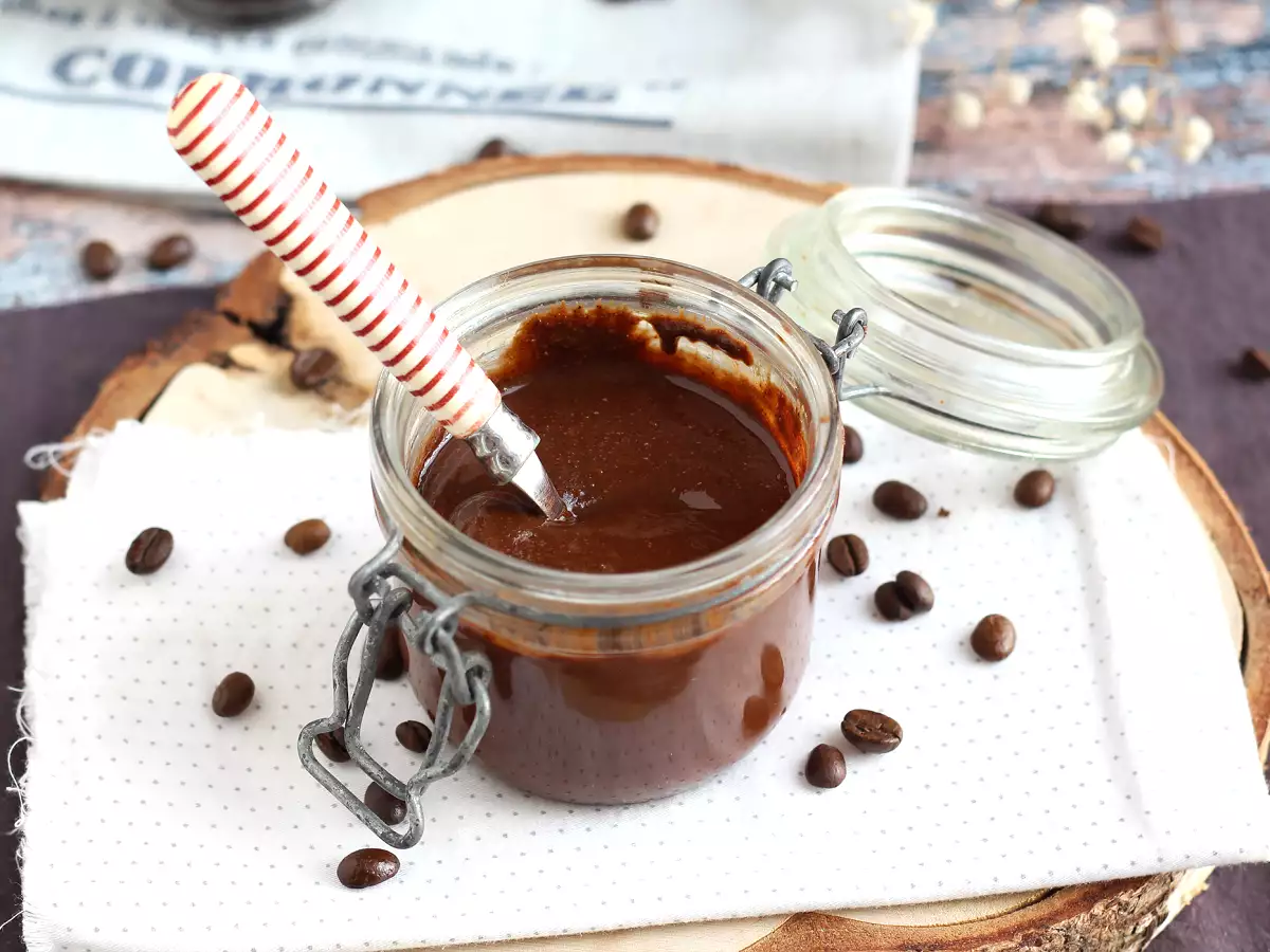 Končno namaz za ljubitelje kave! S čokolado in lešniki - fotografija 2