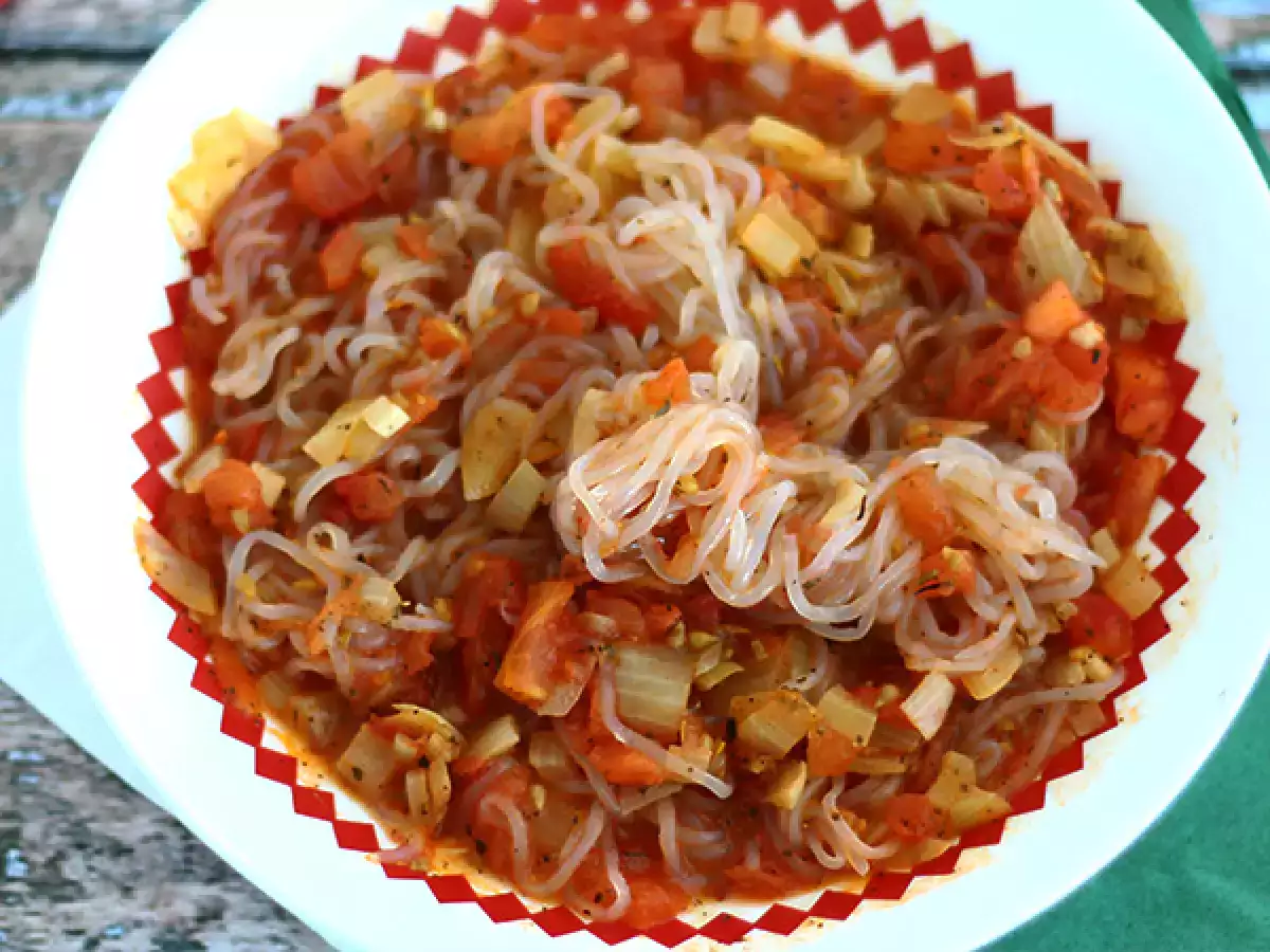 Konjac špageti po provansalsko - fotografija 2