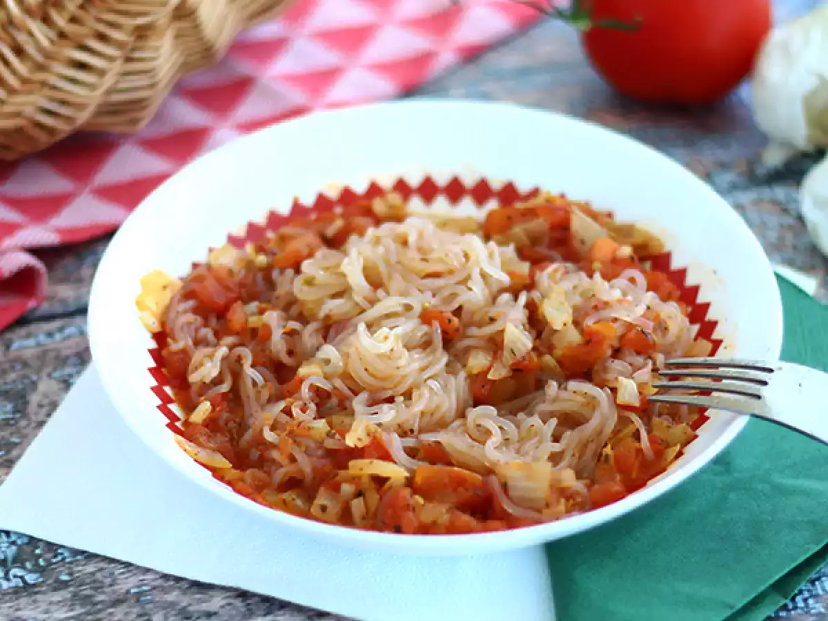 Konjac špageti po provansalsko - fotografija 3