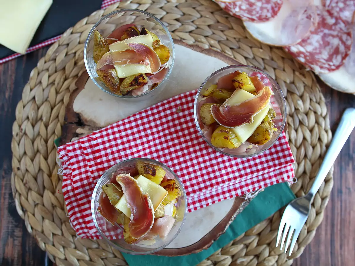 Kozarčki z raclette sirom brez aparata – uživajte v racletteju tudi ob aperitivu - fotografija 2
