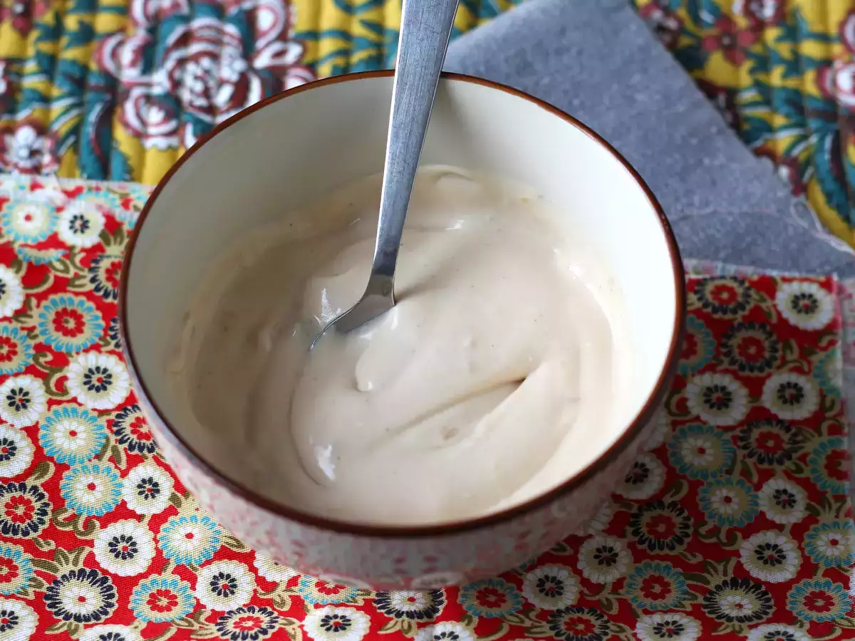 Kremasta, okusna omaka za hrustljavega piščanca - fotografija 2