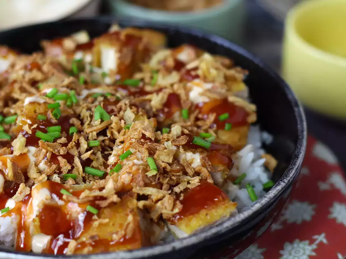 Kremasta, okusna omaka za hrustljavega piščanca - fotografija 5