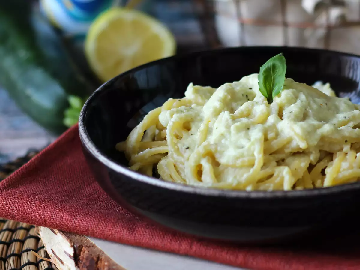 Kremne testenine z bučkami in grškim jogurtom - fotografija 3