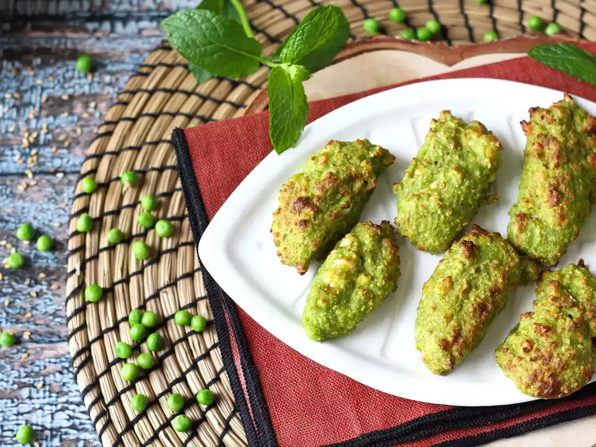 Kroglice z grahom in feto v zračnem cvrtniku: okusne in zelo hitre za pripravo! - fotografija 5