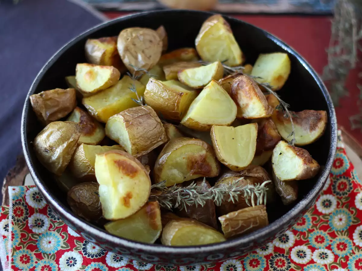 Krompir, pečen v pečici – klasičen in zanesljiv recept - fotografija 7