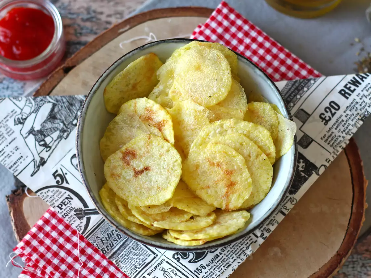 Krompirjev čips, pripravljen v mikrovalovni pečici - fotografija 2