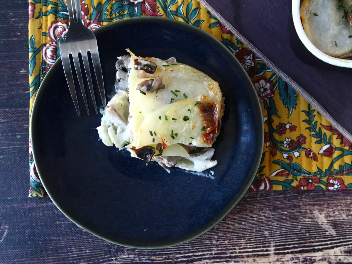 Krompirjev gratin z gobami - fotografija 7