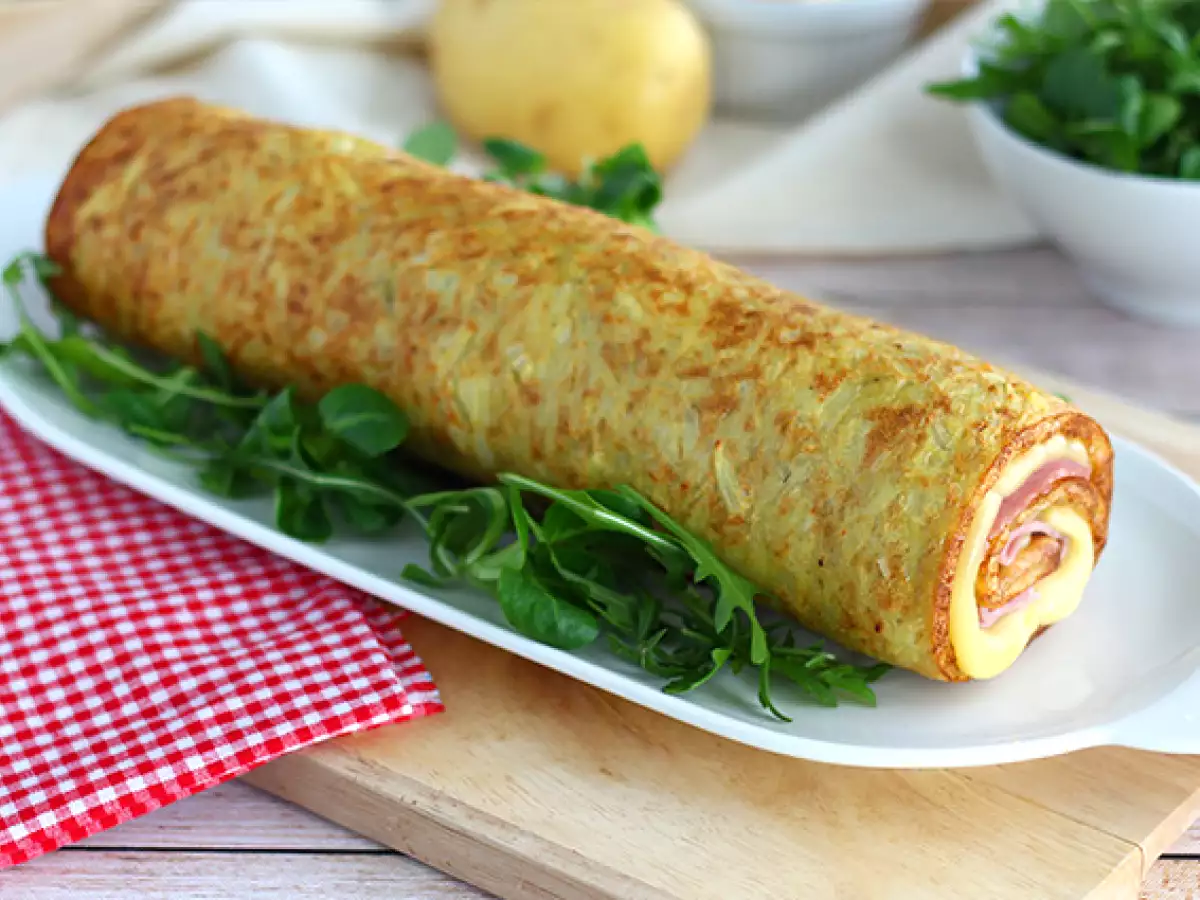 Krompirjev zavitek s sirom Savoy Raclette in šunko - fotografija 2