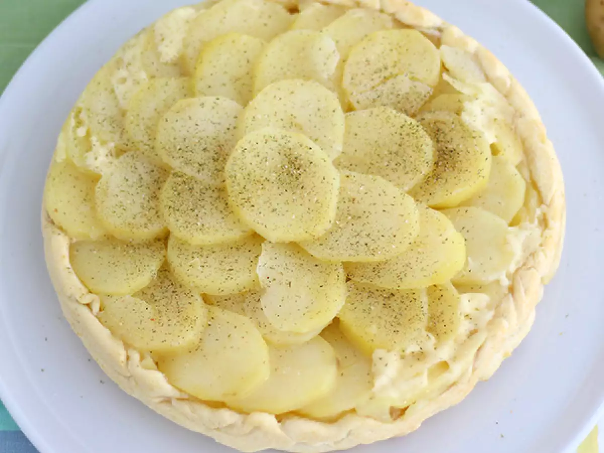 Krompirjeva tarte Tatin s sirom Cantal - fotografija 3