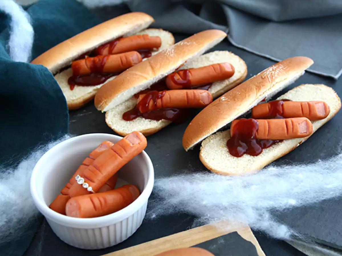 Krvavi hot dogi za noč čarovnic - fotografija 2