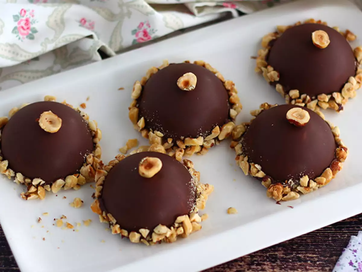 Kupole po vzoru Ferrero Rocherja - fotografija 2