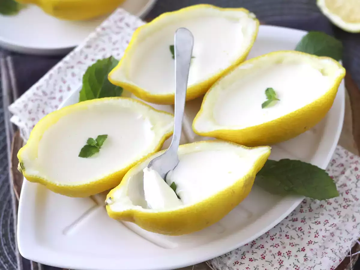 Lemon Posset, limonina sladica brez pečenja, ki jo boste vzljubili - fotografija 4