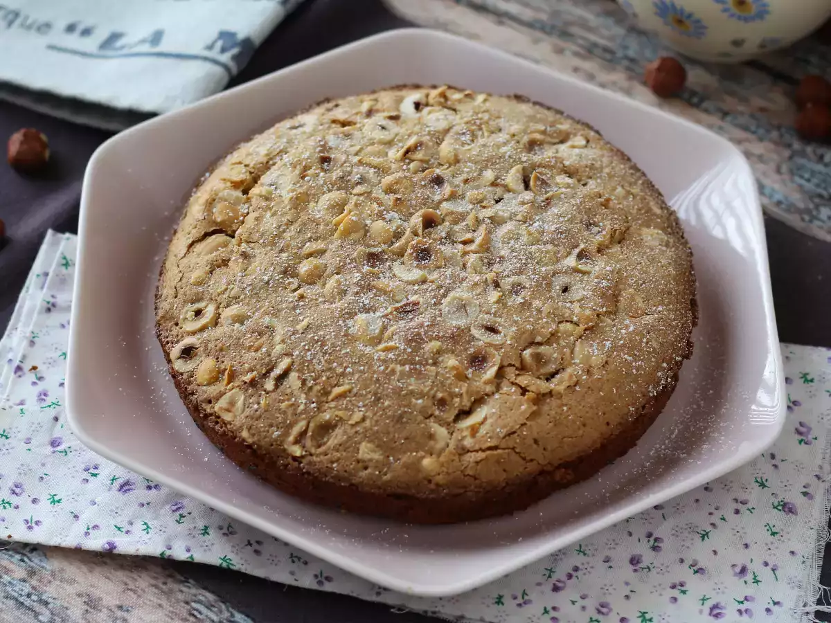 Lešnikova torta – sočna in hrustljava torta iz 5 sestavin! - fotografija 5