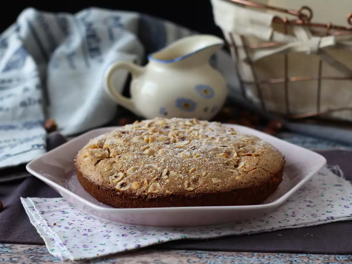 Lešnikova torta – sočna in hrustljava torta iz 5 sestavin! - fotografija 7