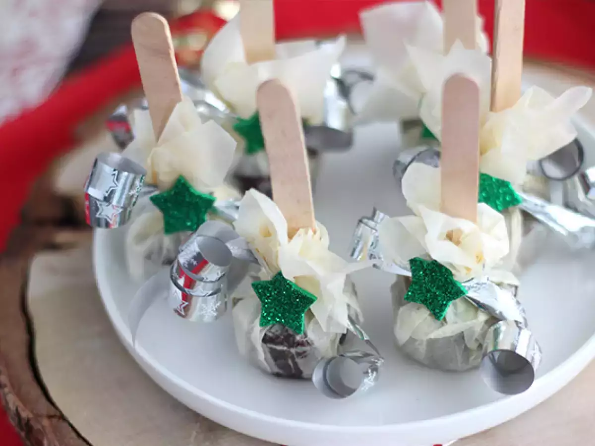 Ličke z vročo čokolado: temna čokolada + Carambar - fotografija 4