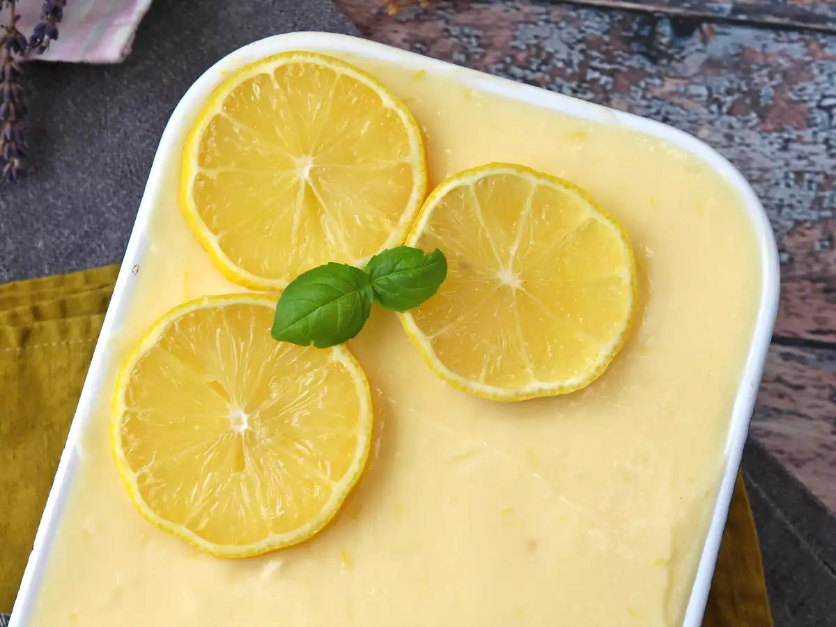 Limonin tiramisu – italijanska klasika z osvežilno kiselkastim pridihom - fotografija 6