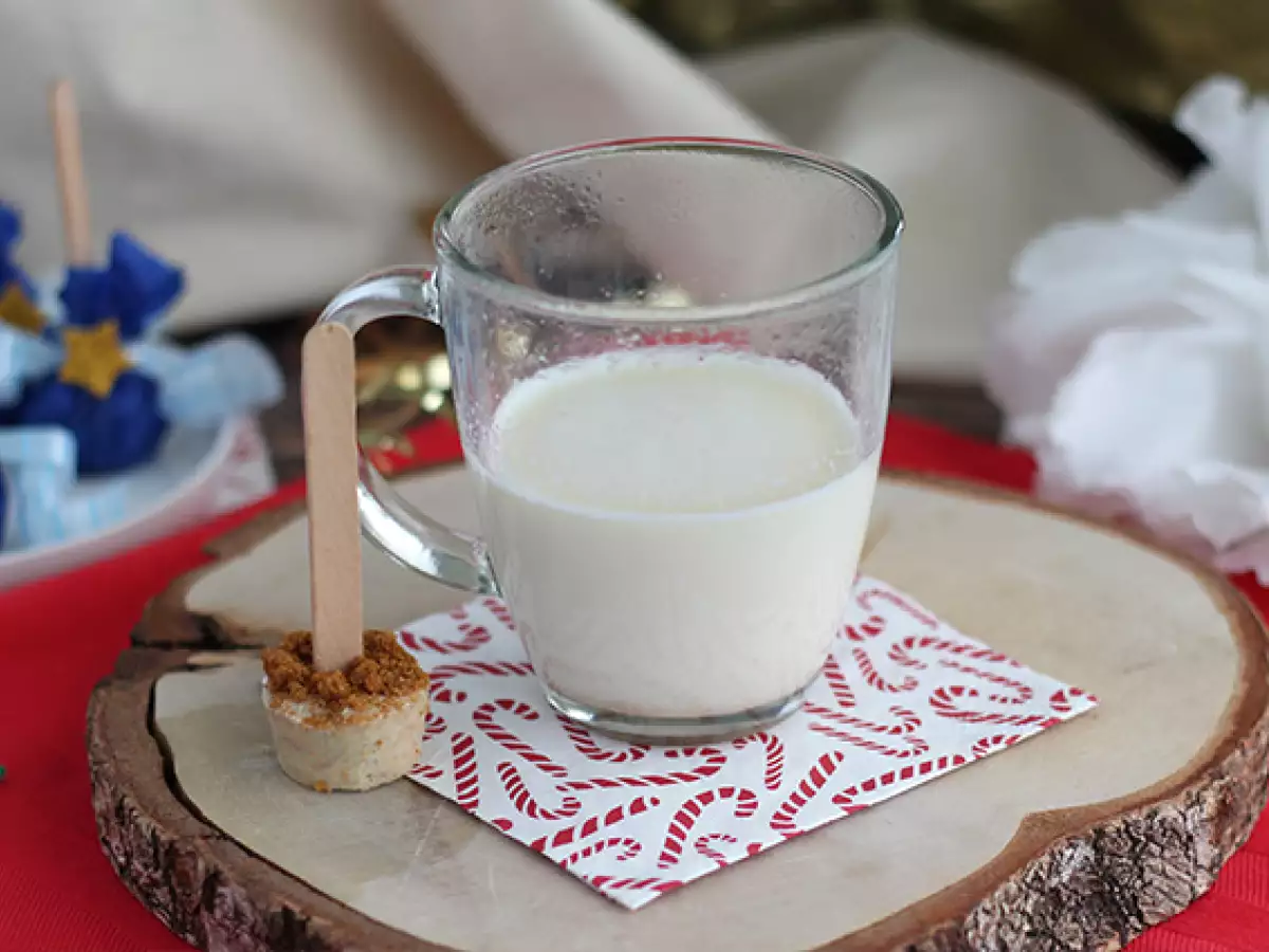 Lizike za vročo čokolado iz bele čokolade in piškotov speculoos - fotografija 2