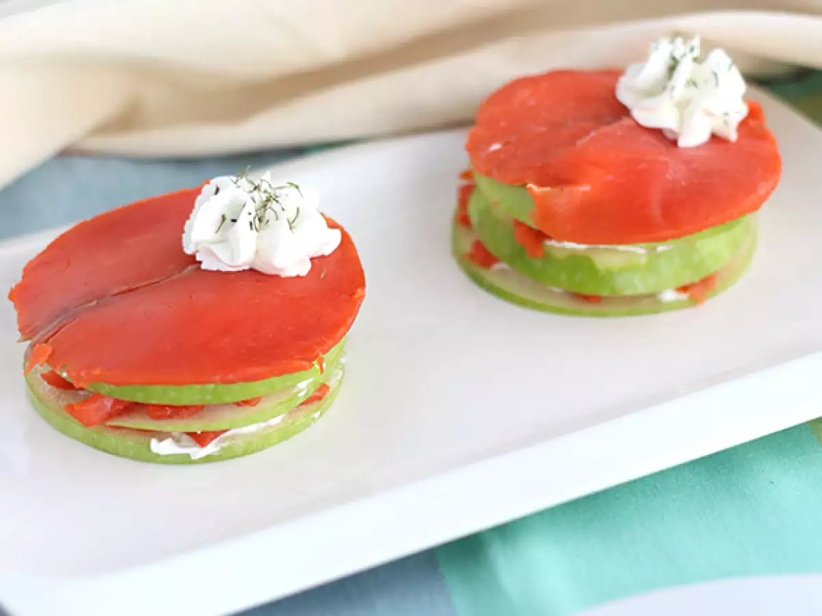 Lososov mille feuille z zelenim jabolkom - fotografija 3