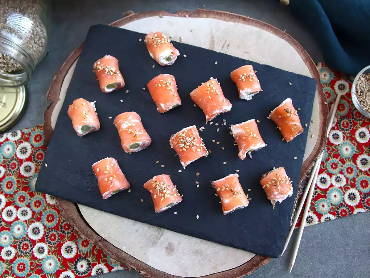 Lososovi zvitki s kozjim sirom in šparglji - fotografija 3