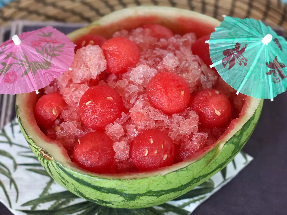 Lubenicin frosé: super osvežujoč koktajl v obliki granite z roséjem! - fotografija 3
