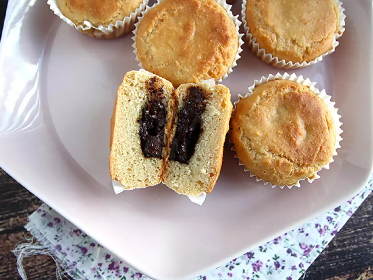Mafini s čokoladnim srcem – veganski in brez glutena - fotografija 2