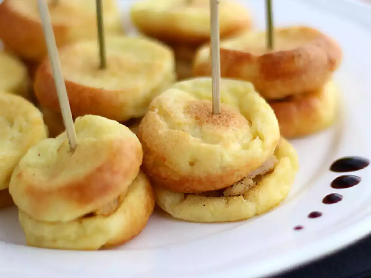 Makroni s foie grasom in suflejskimi quenellami - fotografija 2