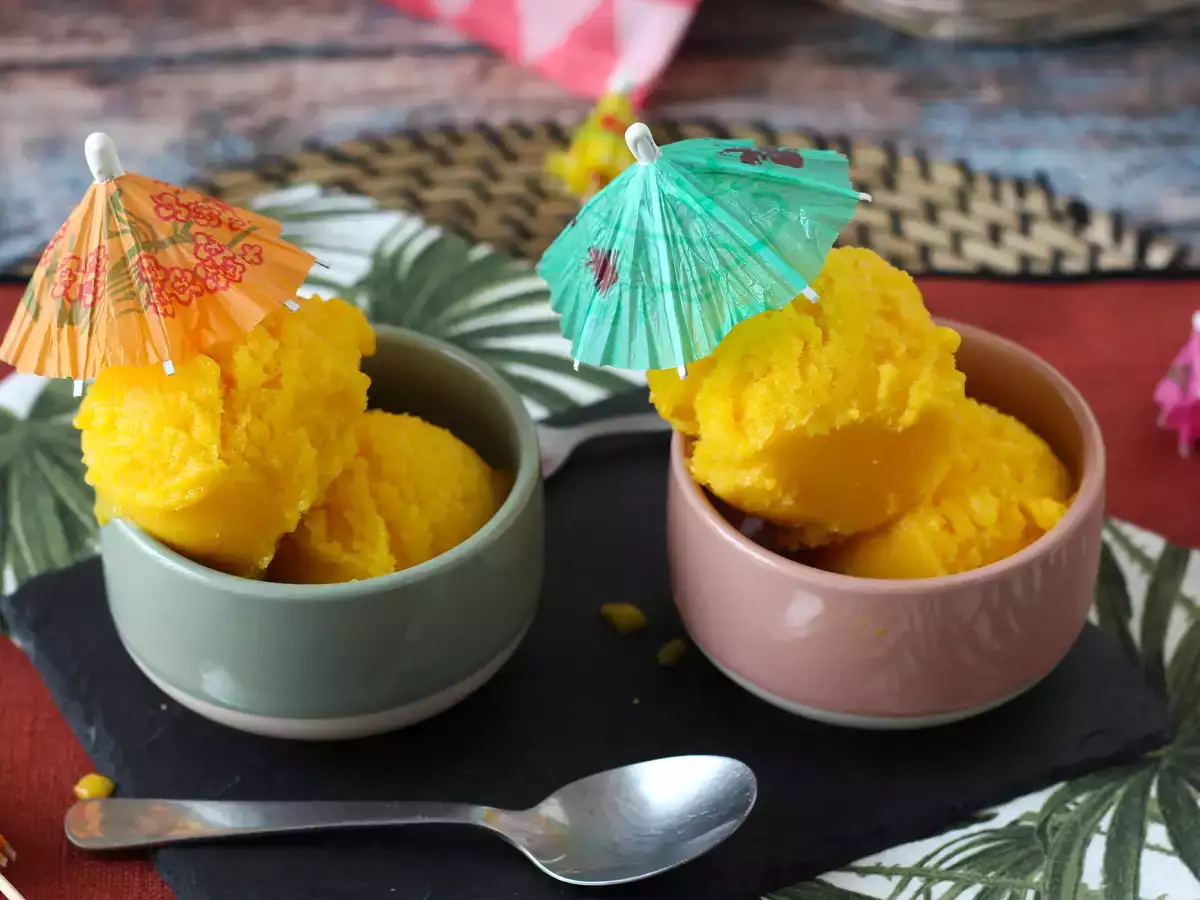 Mangov sorbet z limeto iz samo 3 sestavin, pripravljen v 5 minutah! - fotografija 3