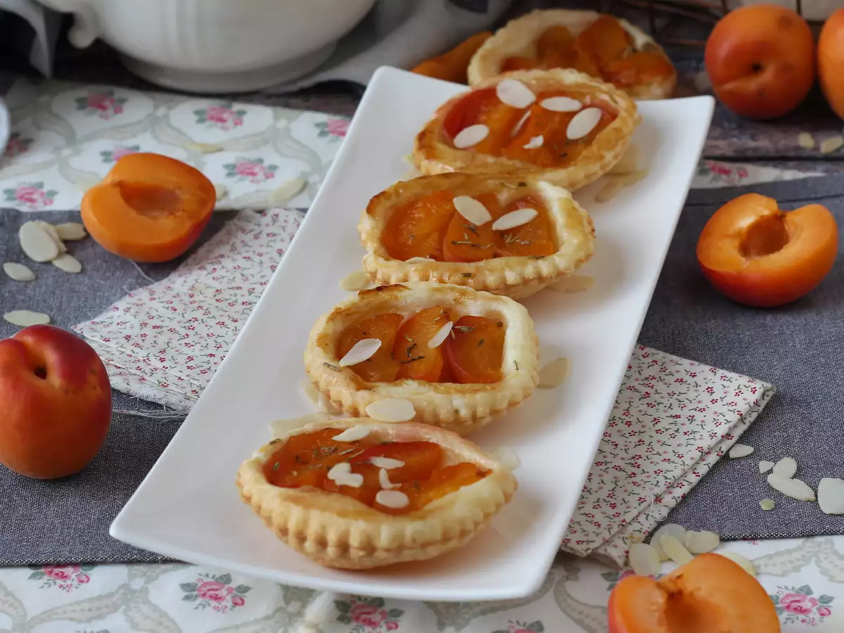Marelične tartaletke tatin – hitra sladica, ko imate goste! - fotografija 3