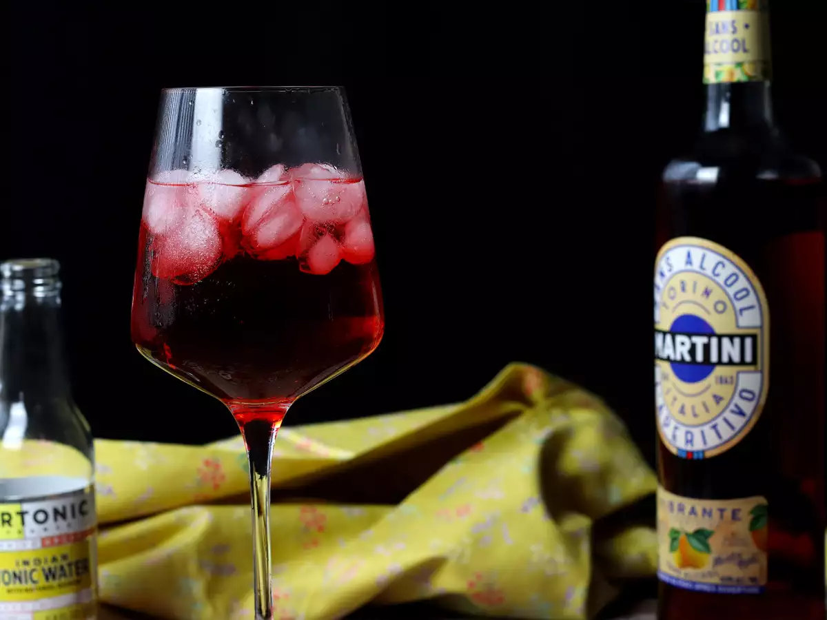 Martini tonik brez alkohola, svež sadni koktajl! - fotografija 4