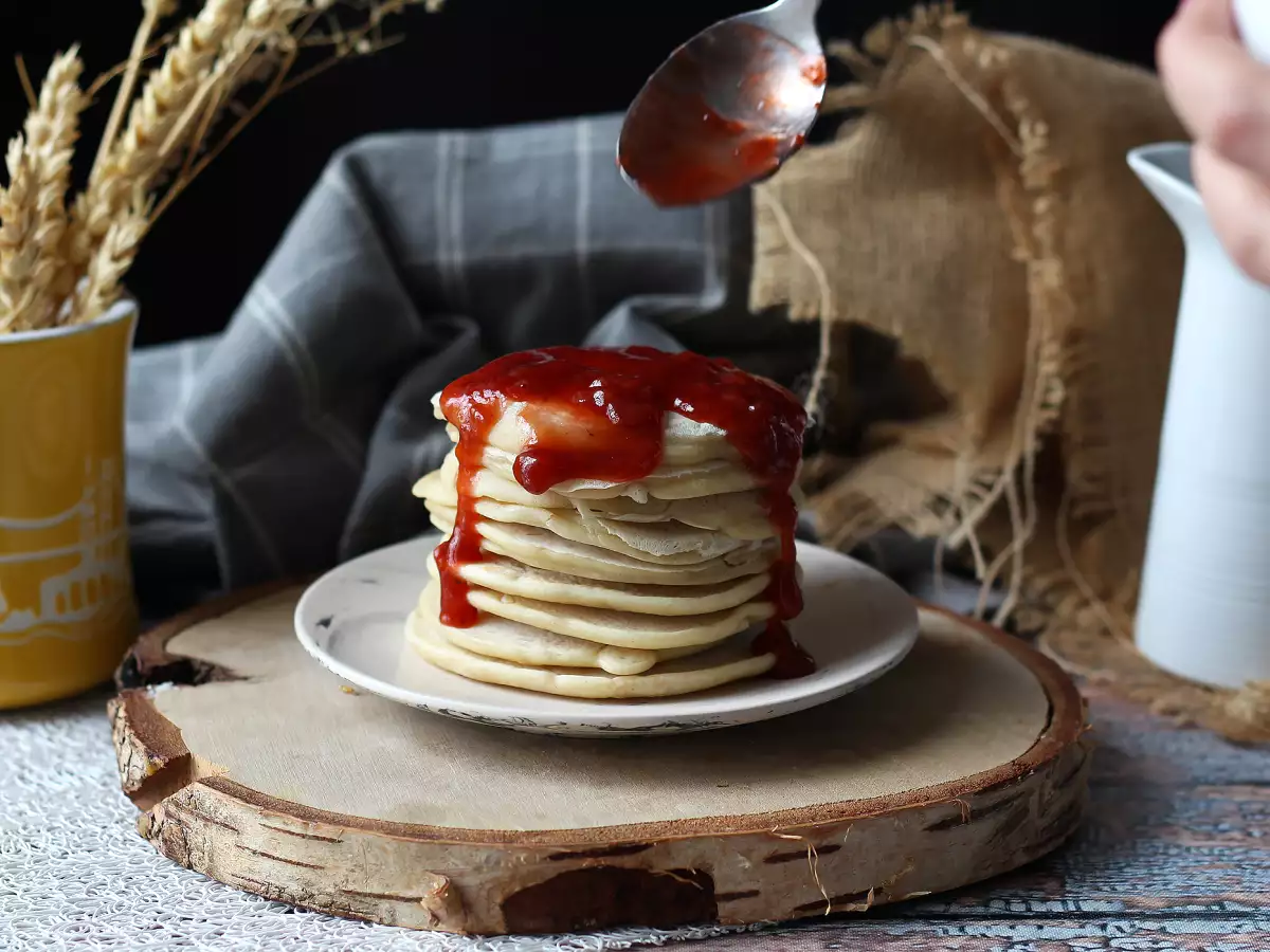 Mehke veganske palačinke z lanenim jajcem (flax egg): preprost recept brez jajc