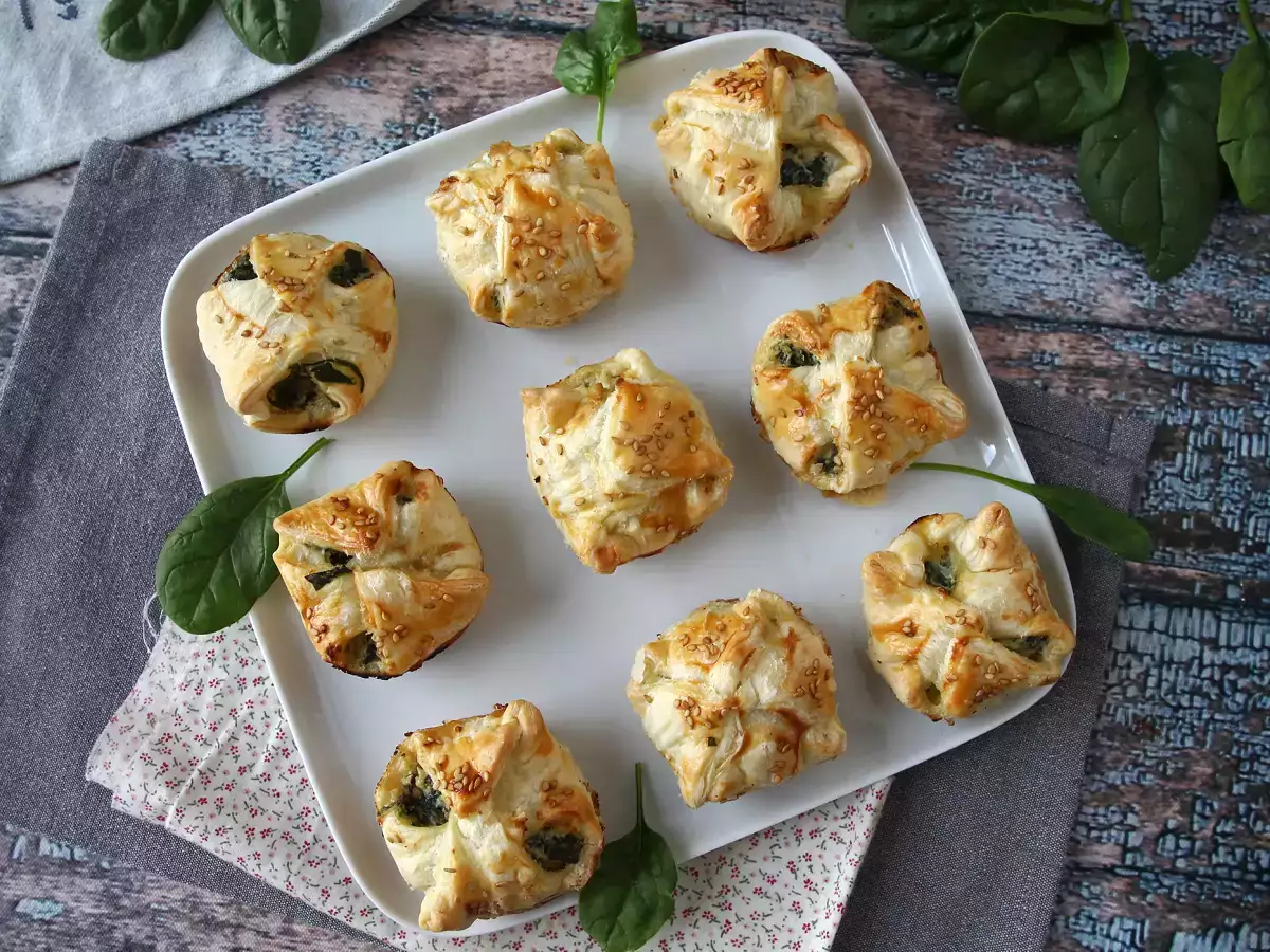 Mini pecivo s špinačo in kozjim sirom - fotografija 6