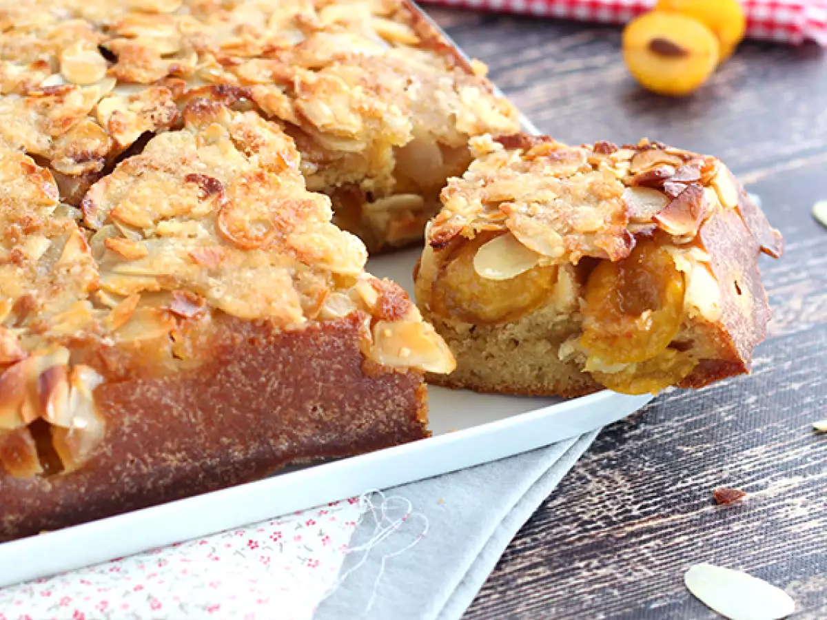 Mirabelle in mandljeva obrnjena torta - fotografija 2