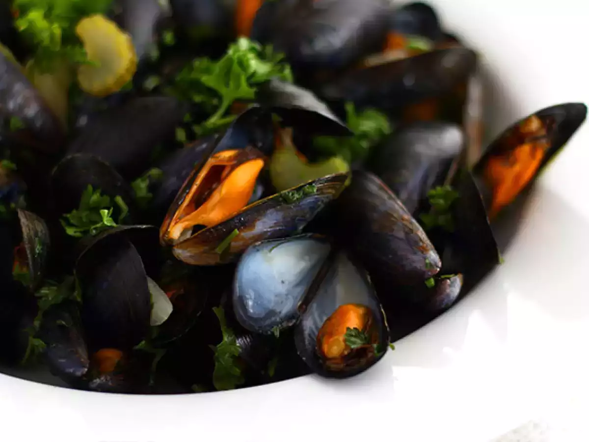 Moules marinières, preprost in okusen recept - fotografija 2