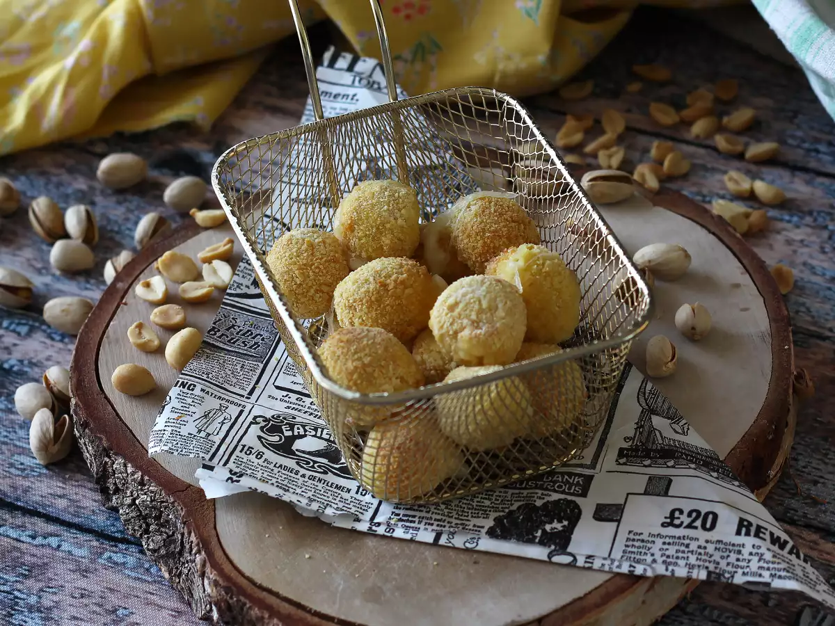 Mozzarelline v zračni cvrtnik - fotografija 5