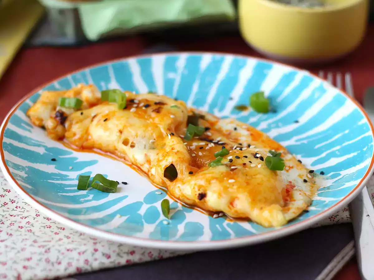 Ocvrta jajca z medom in mocarelo, sladek, slan in pikanten ekspresni zajtrk! - fotografija 3