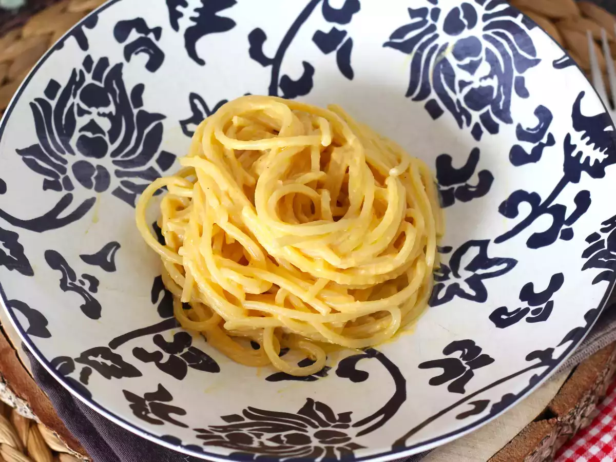 Omaka iz buč in rikote, odlična s testeninami ali nadevana v raviole! - fotografija 5