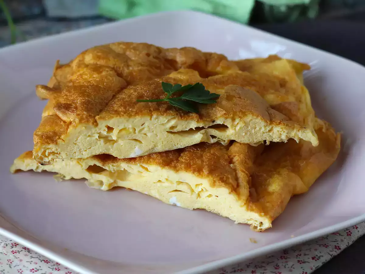 Omleta v zračnem cvrtniku, lahek recept, ne da bi umazali karkoli v kuhinji! - fotografija 3