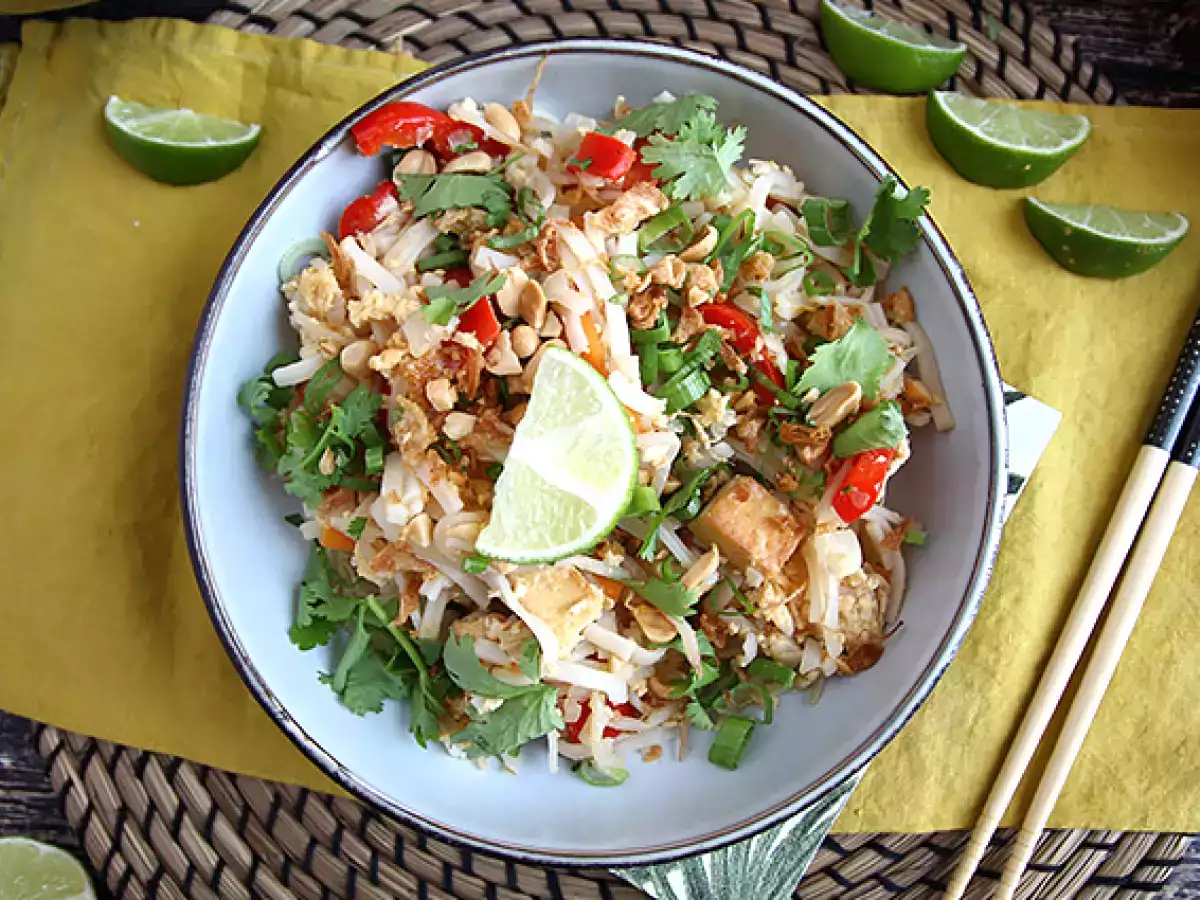 Pad thai s tofujem - fotografija 3