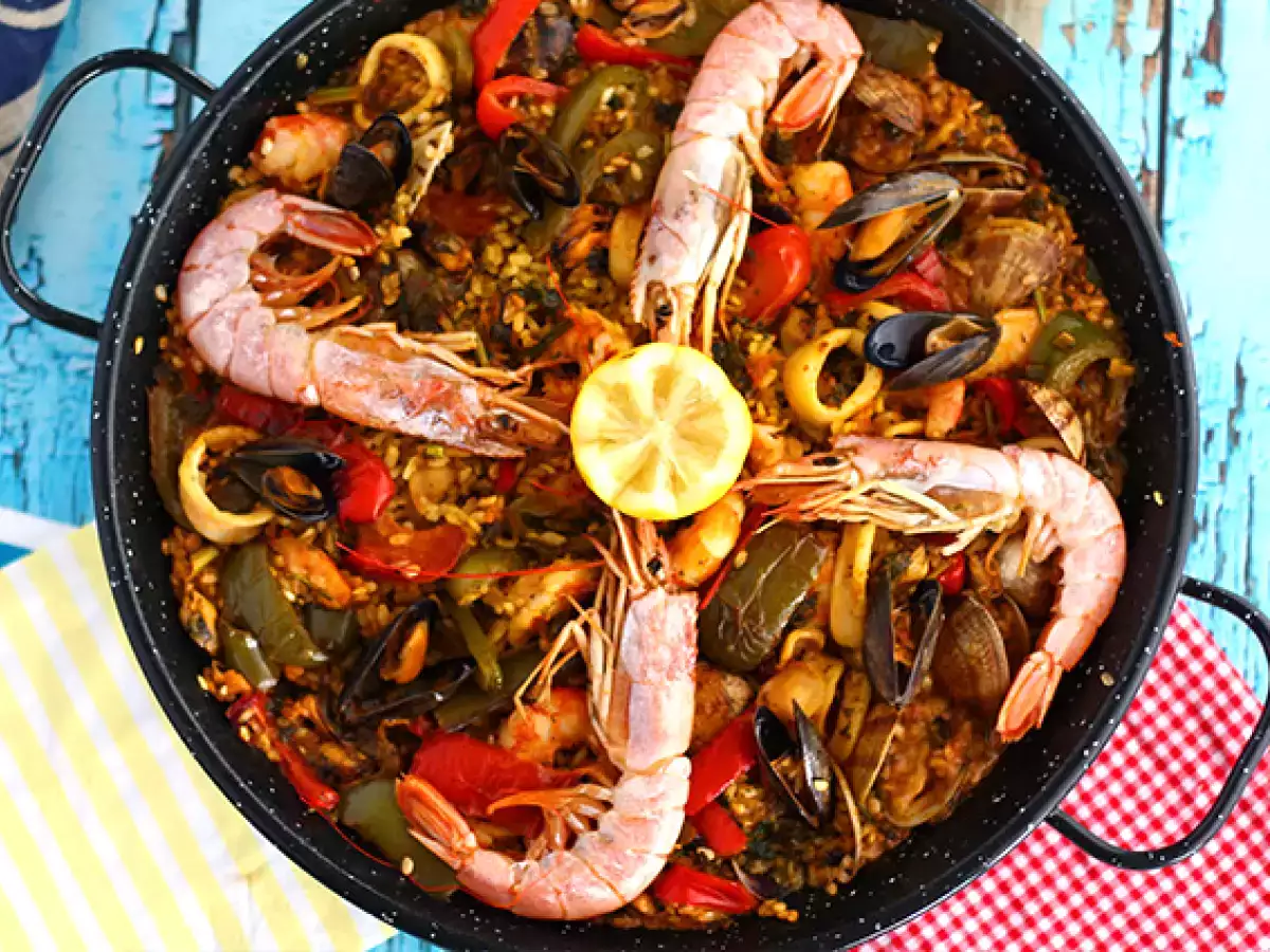 Paella z morskimi sadeži - fotografija 2