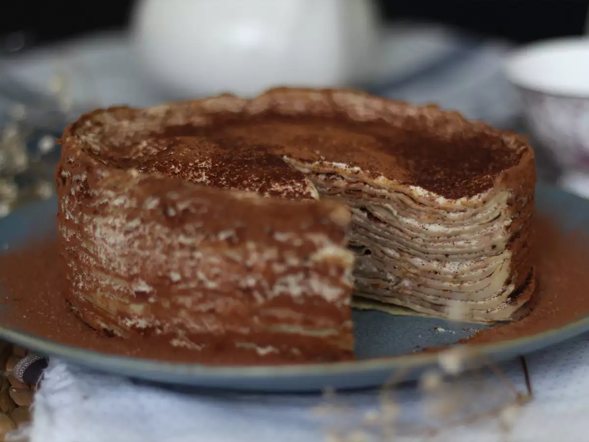 Palačinka v slogu tiramisuja s kavo in kakavom - fotografija 5