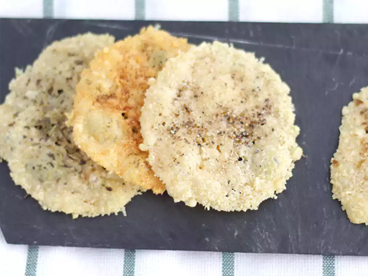 Parmezanov čips z zelišči in začimbami - fotografija 3
