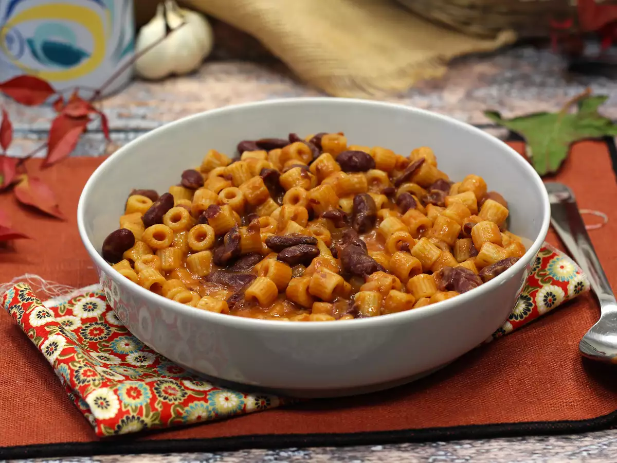 Pasta e fagioli, hiter in kremast recept - fotografija 4