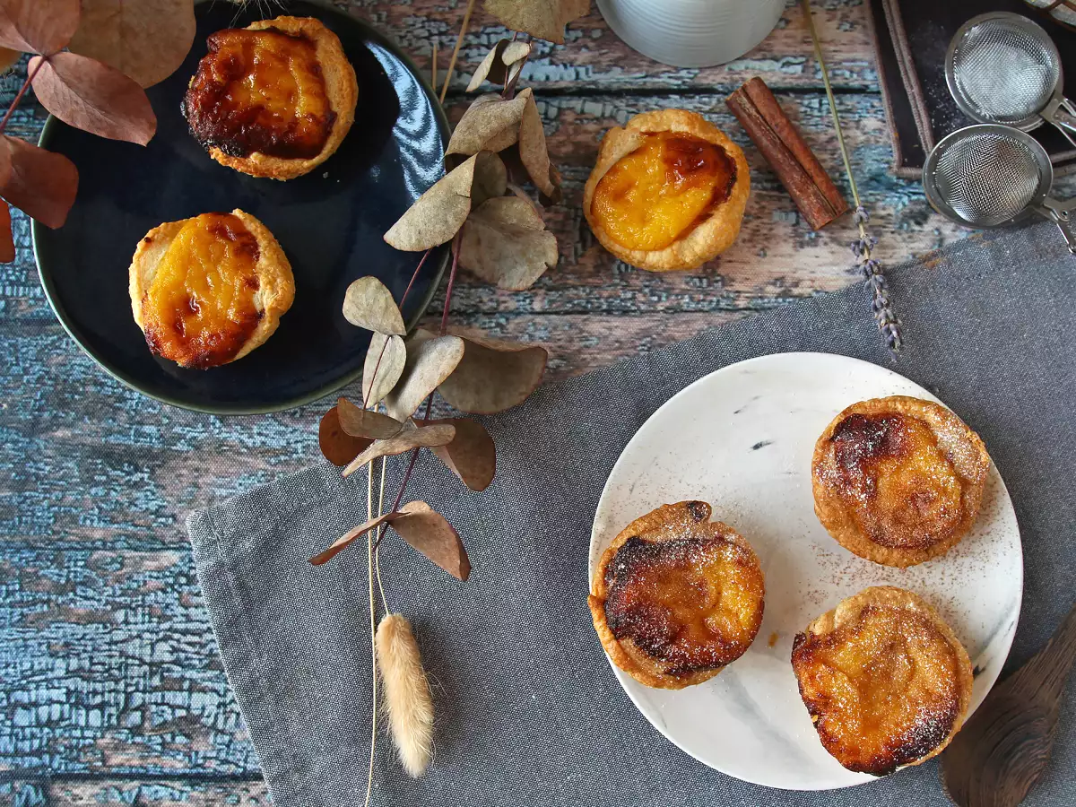 Pastéis de nata v zračnem cvrtniku. Hiter in enostaven recept za tradicionalno portugalsko sladico. - fotografija 4