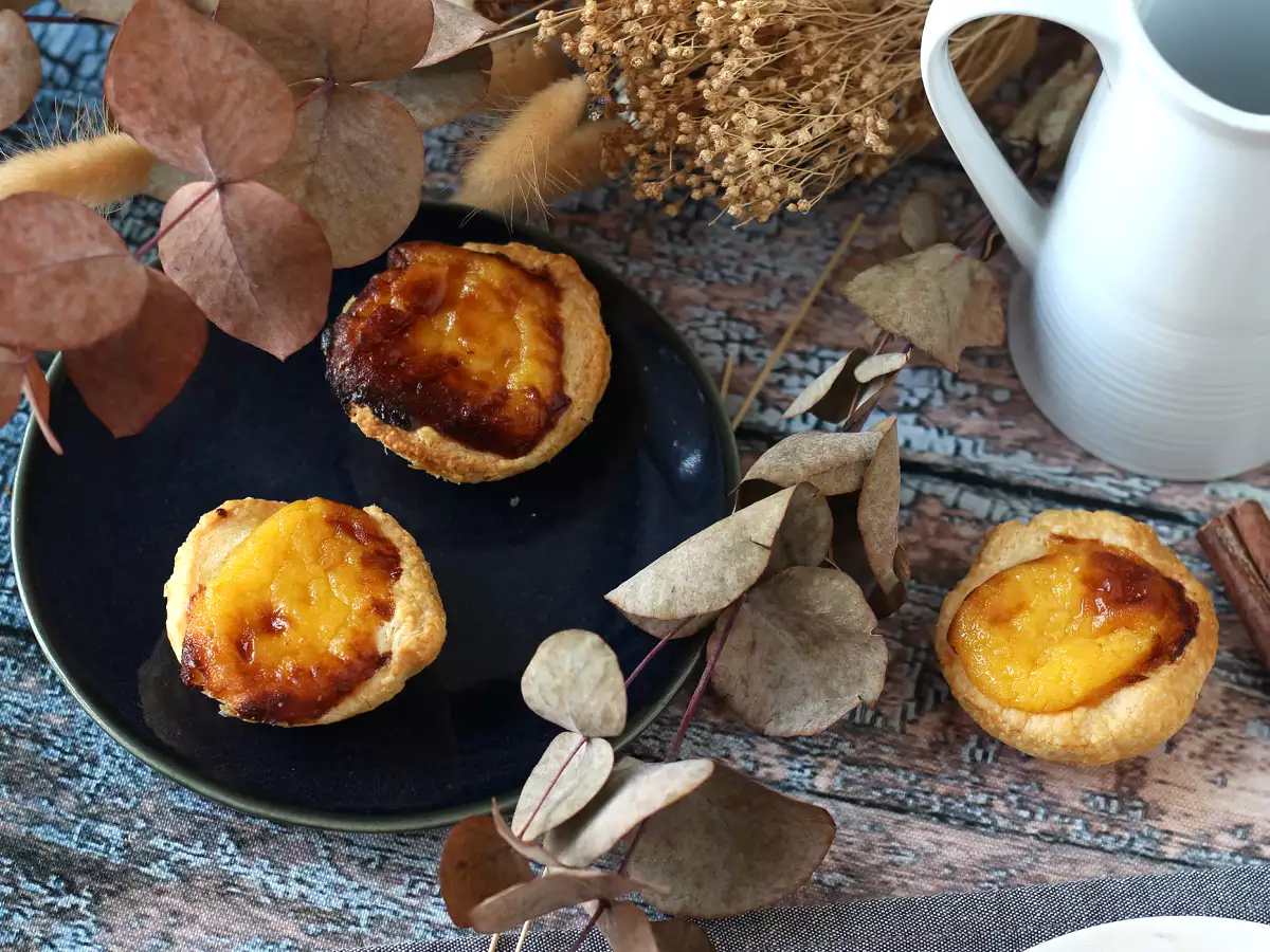 Pastéis de nata v zračnem cvrtniku. Hiter in enostaven recept za tradicionalno portugalsko sladico. - fotografija 6