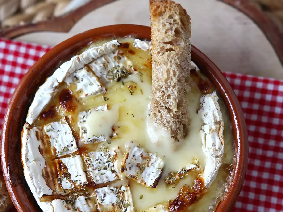 Pečen camembert v cvrtniku na vroč zrak – lepo tekoč! - fotografija 5