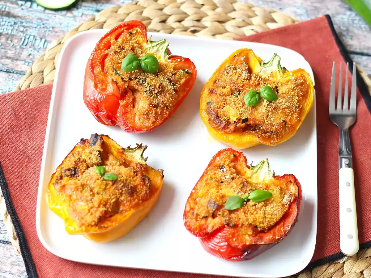 Pečene vegetarijanske polnjene paprike: enostaven in okusen recept z zelenjavo in sirom mocarela - fotografija 8