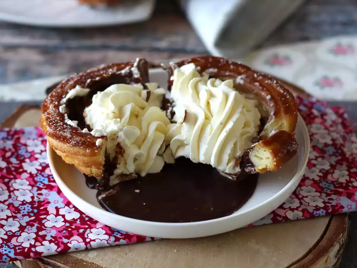 Pečeni churrosi v obliki sklede za velikodušen preliv - fotografija 5