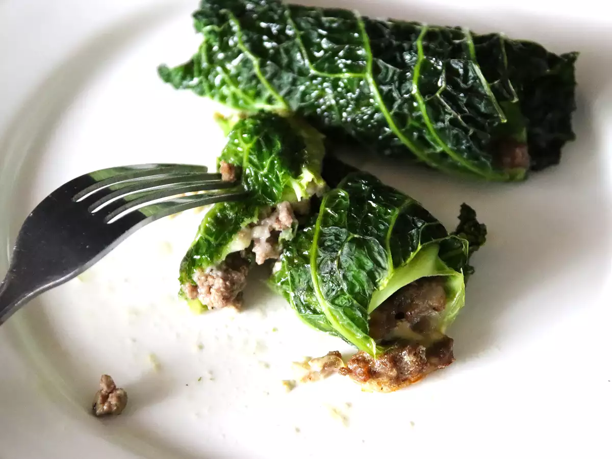 Pečeni zvitki zelja, enostaven in poceni recept za družinsko kosilo - fotografija 5